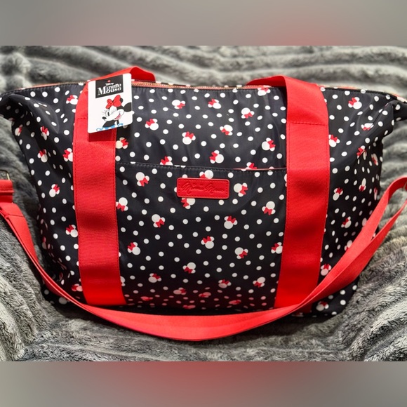 NWT Bioworld Disney’s Minnie Mouse AOP large travel sized duffle bag - Picture 1 of 8